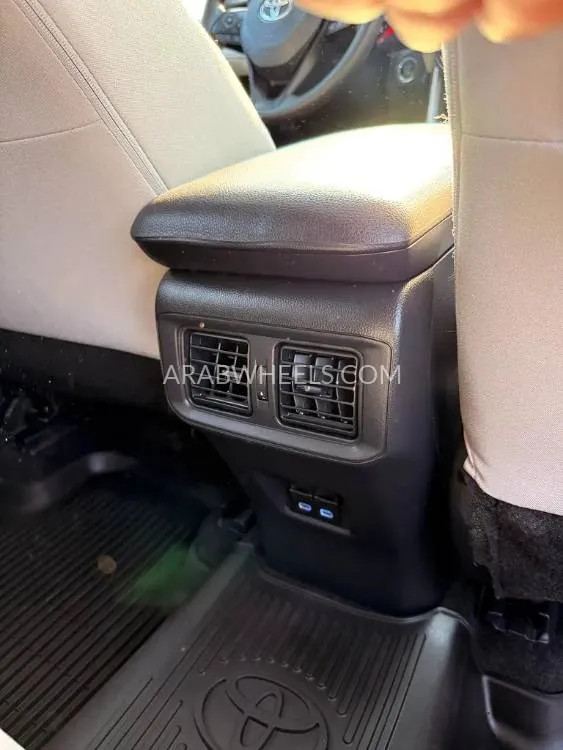 تويوتا راف 4 2022 for Sale in دبي Image-5