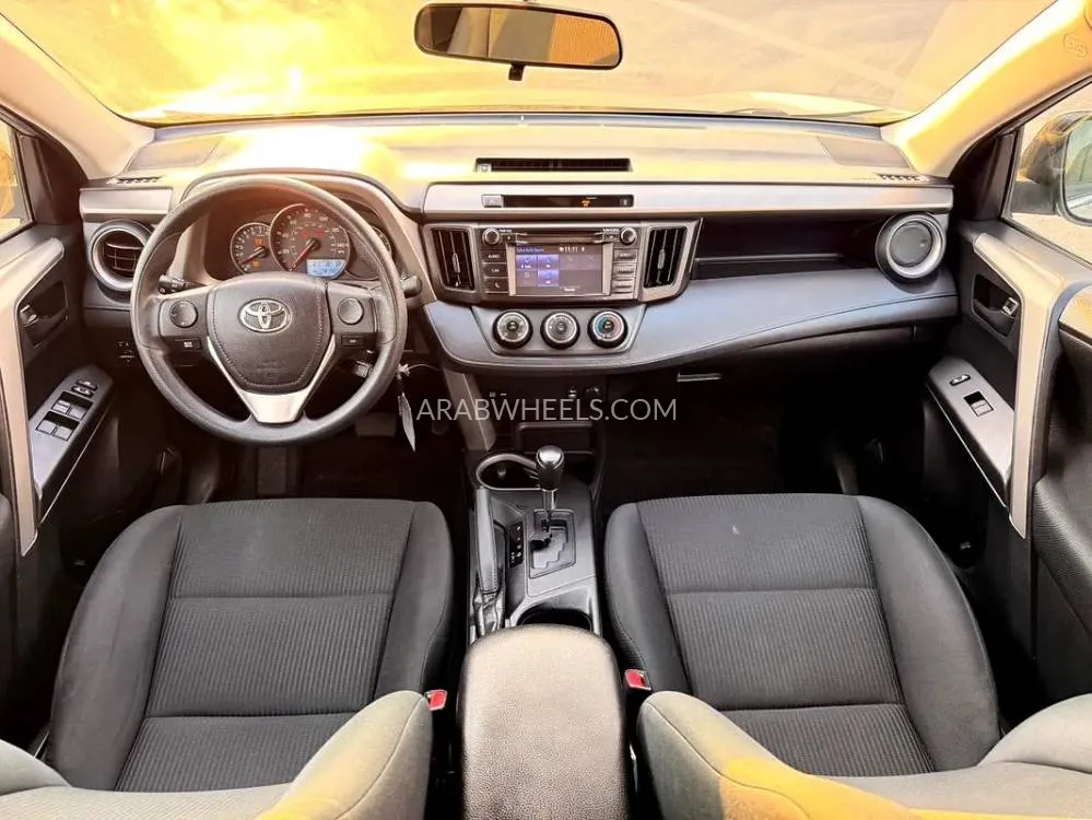 Toyota Rav4 2016 for Sale in Dubai Image-3