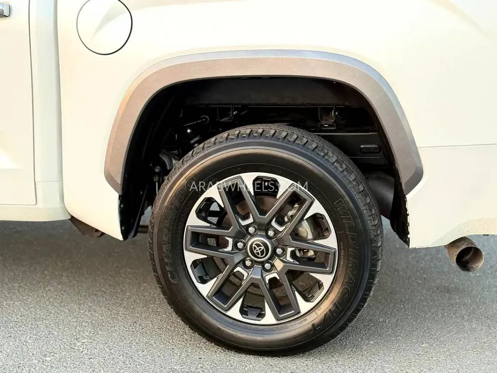 Toyota Tundra 2024 for Sale in Dubai Image-19