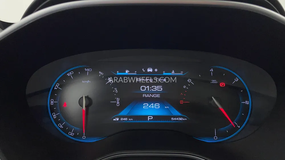 Chevrolet Captiva 2023 for Sale in Dubai Image-13