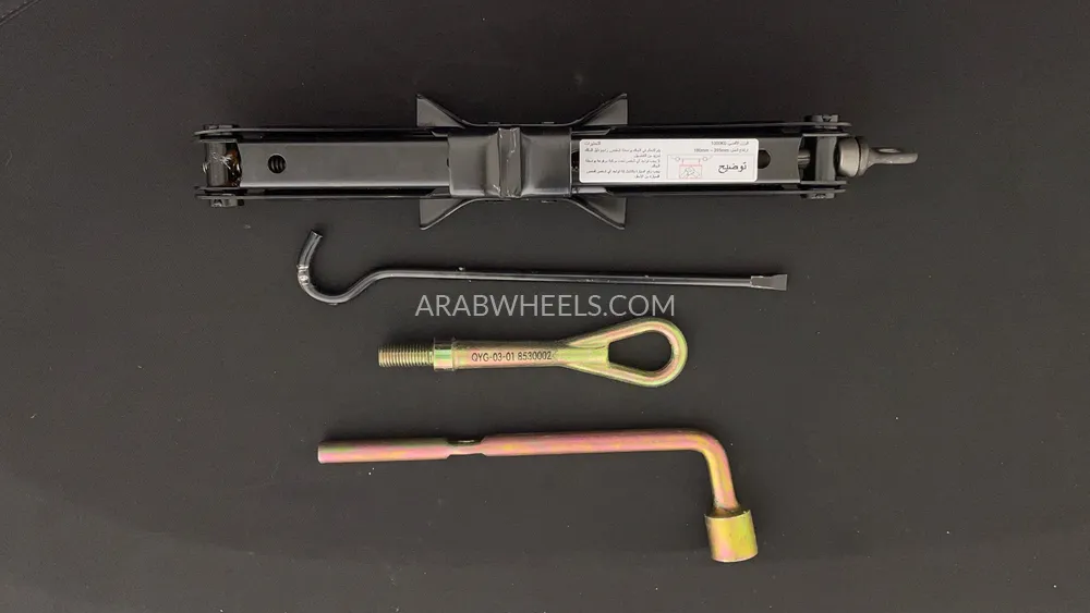 Chevrolet Captiva 2023 for Sale in Dubai Image-31