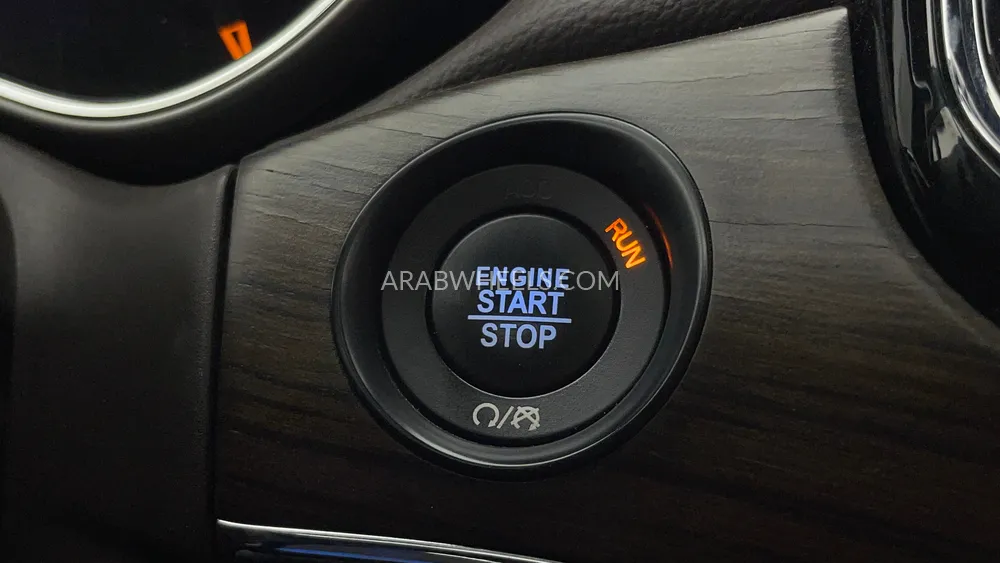 Jeep Grand Cherokee 2019 for Sale in Dubai Image-21