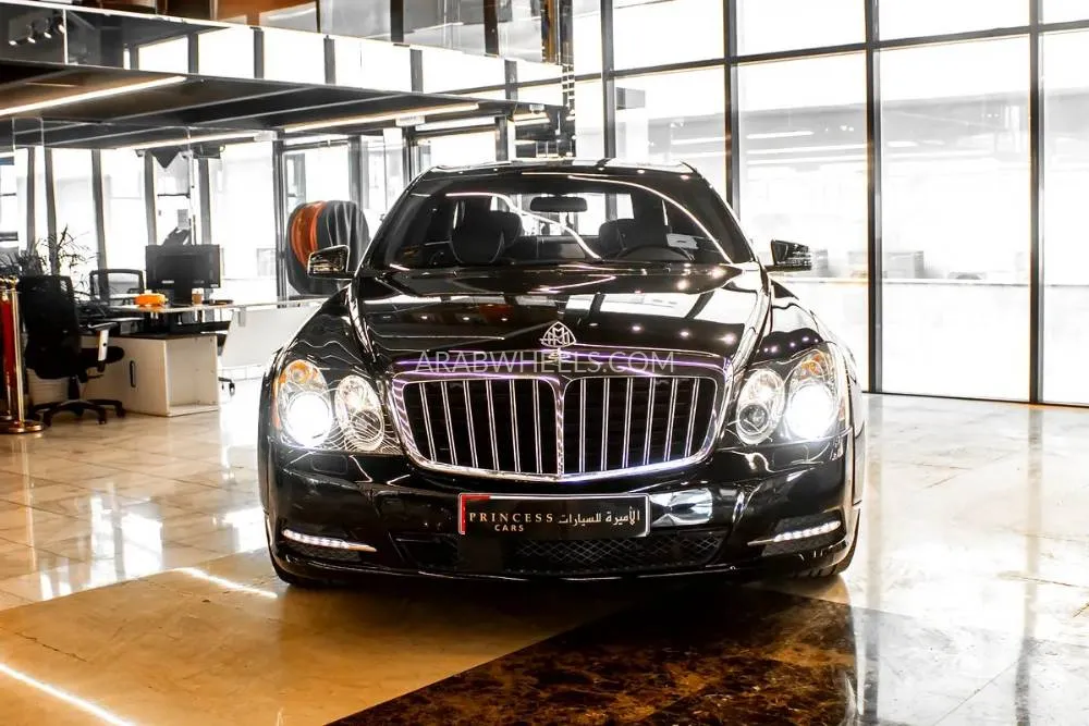 مايباخ 57 2012 for Sale in أبو ظبي Image-13