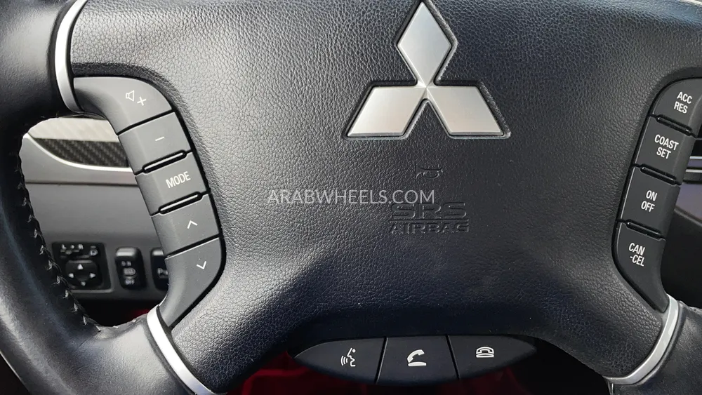 Mitsubishi Pajero 2020 for Sale in Dubai Image-41