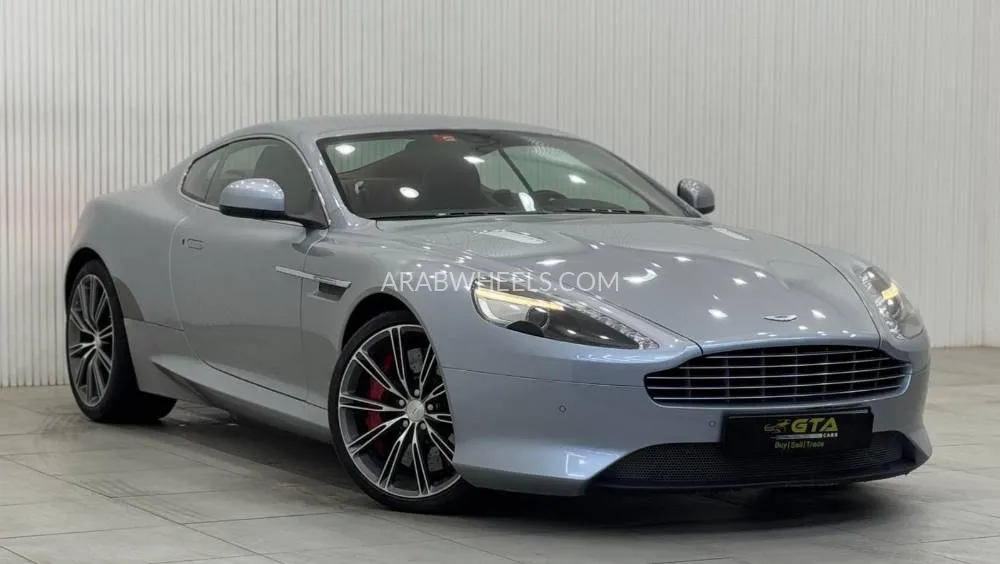 أستون مارتن DB9 2014 for Sale in دبي Image-16