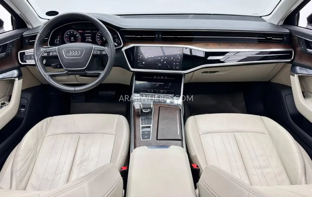 Audi A6 2020 for Sale in Dubai Image-11