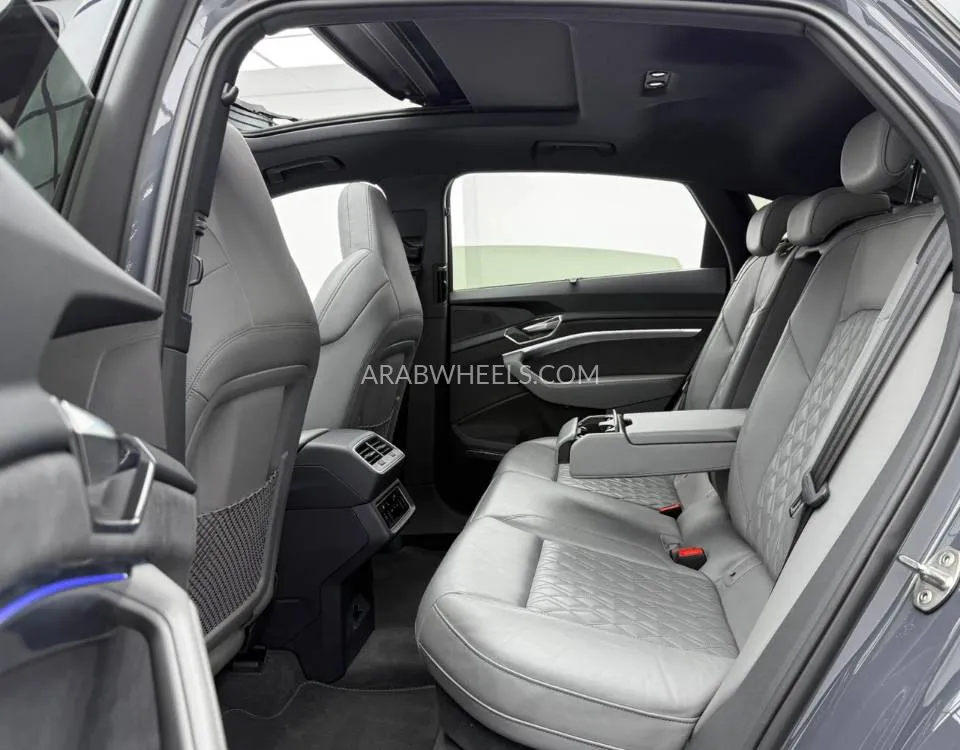 Audi e-tron GT 2024 for Sale in Dubai Image-18