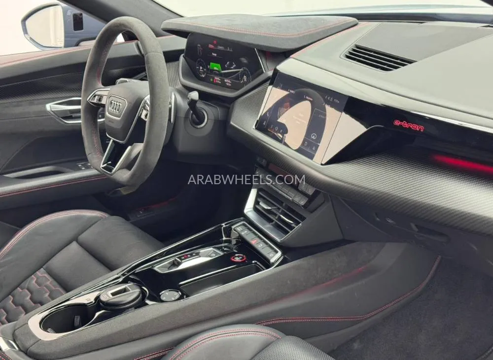 أودي إي-ترون GT 2023 for Sale in دبي Image-15