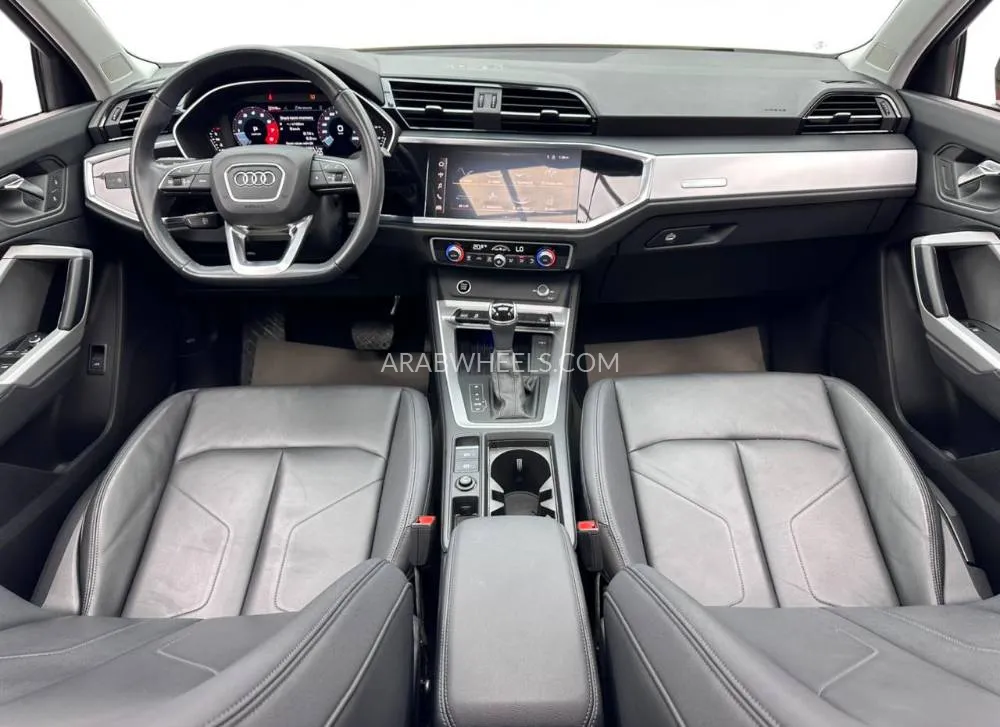 Audi Q3 2024 for Sale in Dubai Image-10