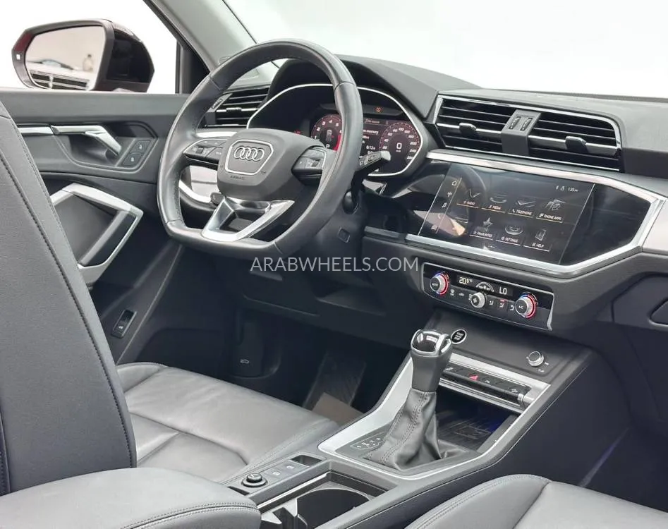 Audi Q3 2024 for Sale in Dubai Image-11