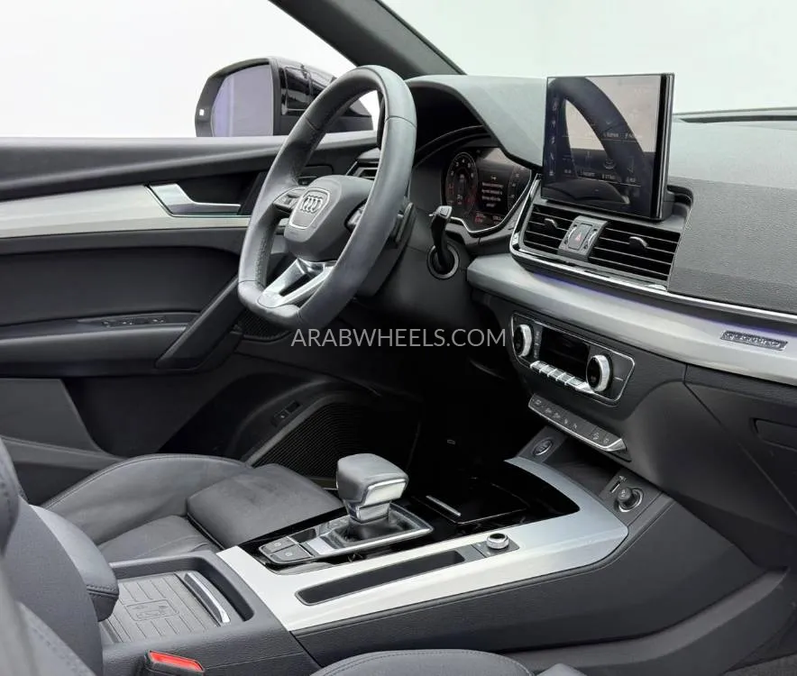 Audi Q5 2024 for Sale in Dubai Image-7