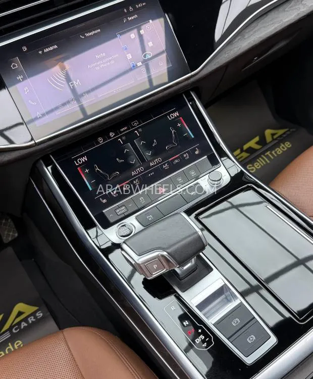 Audi Q7 2021 for Sale in Dubai Image-18