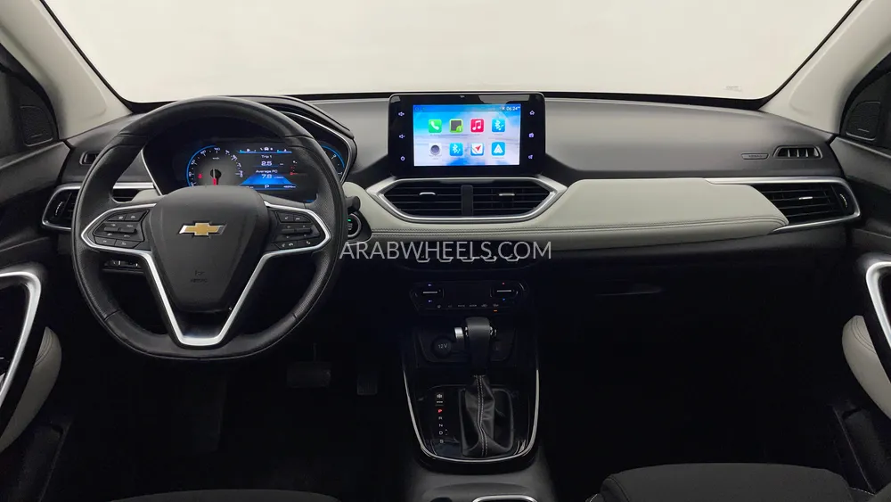 Chevrolet Captiva 2023 for Sale in Dubai Image-12