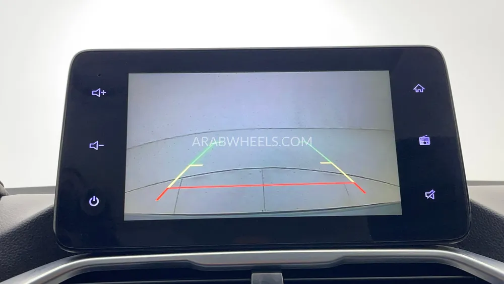 Chevrolet Captiva 2023 for Sale in Dubai Image-16