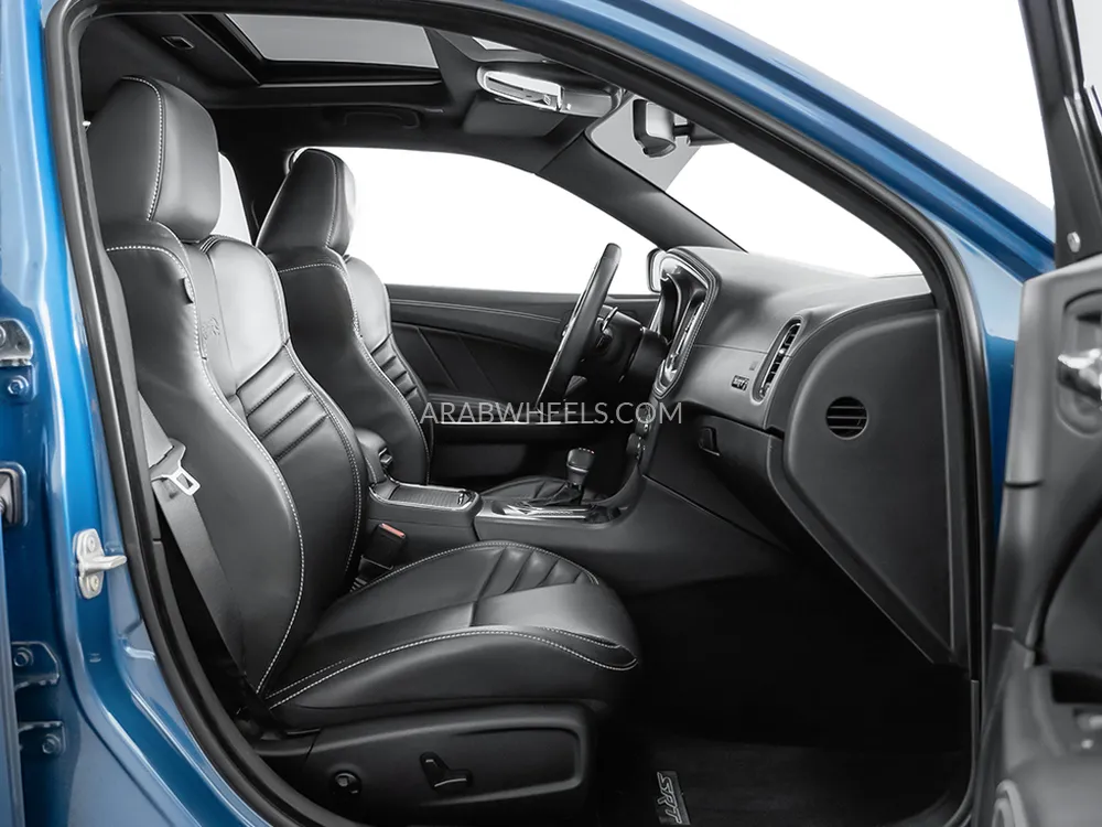 Dodge Charger 2023 for Sale in Dubai Image-8