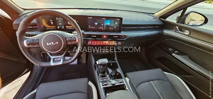 Kia K5 2025 for Sale in Ajman Image-2