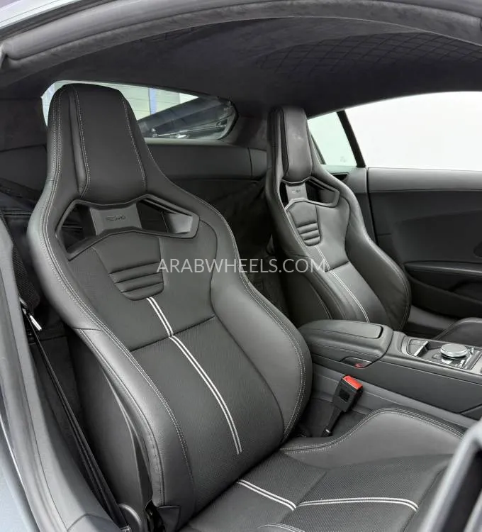 Audi R8 2016 for Sale in Dubai Image-14