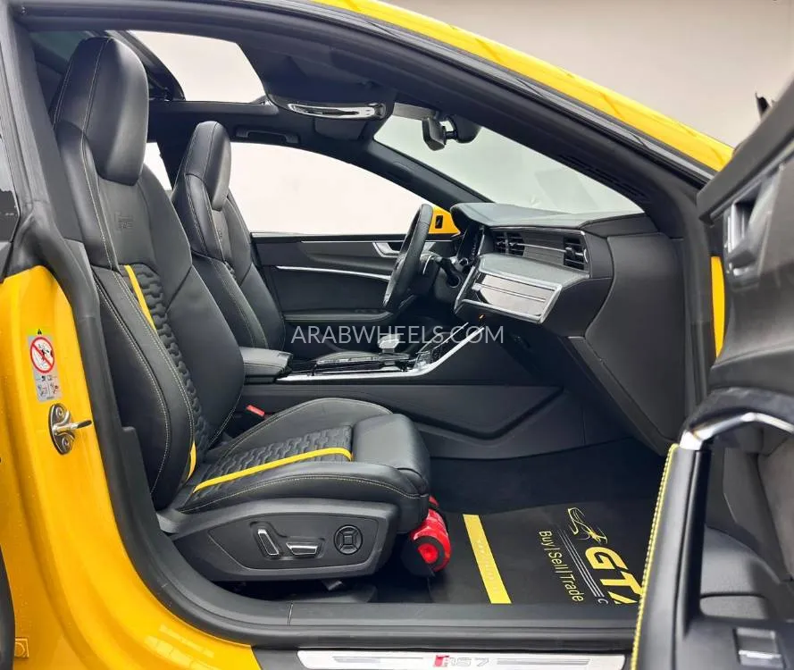 Audi RS 7 2021 for Sale in Dubai Image-17