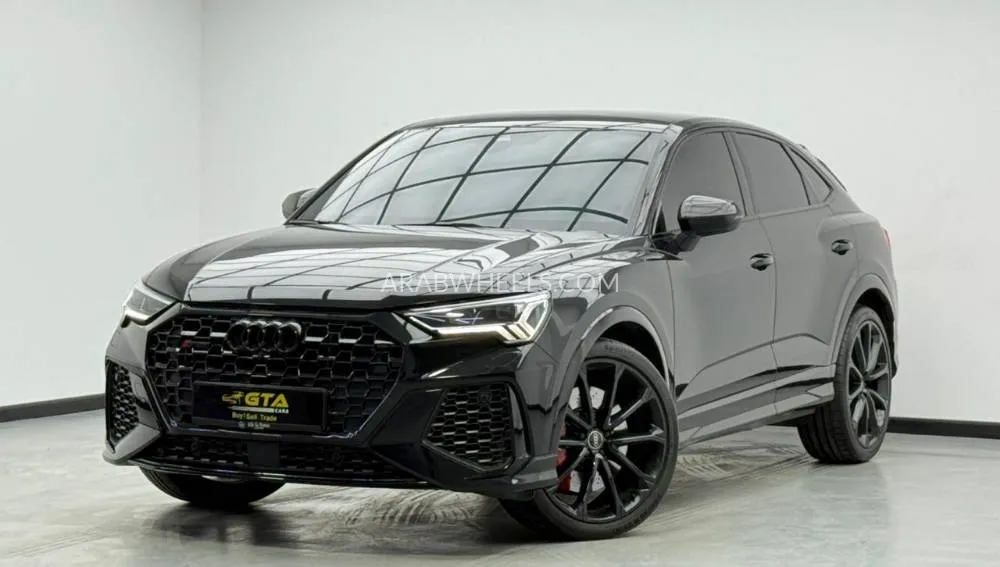 أودي RS Q3 2023 for Sale in دبي Image-3