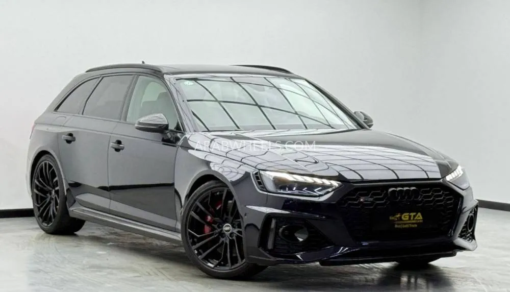 Audi RS4 2023 for Sale in Dubai Image-19