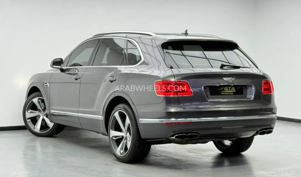 Bentley Bentayga 2019 for Sale in Dubai Image-4
