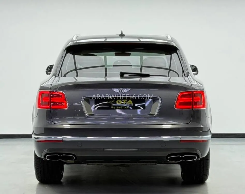 Bentley Bentayga 2019 for Sale in Dubai Image-5