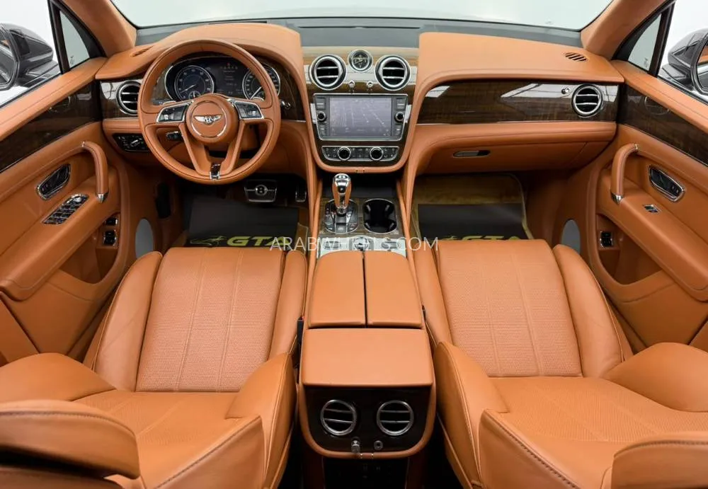 Bentley Bentayga 2019 for Sale in Dubai Image-9