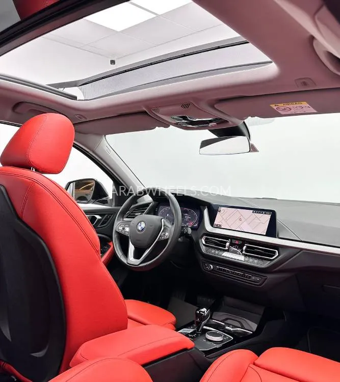 بي إم دبليو الفئة الأولى 2023 for Sale in دبي Image-12