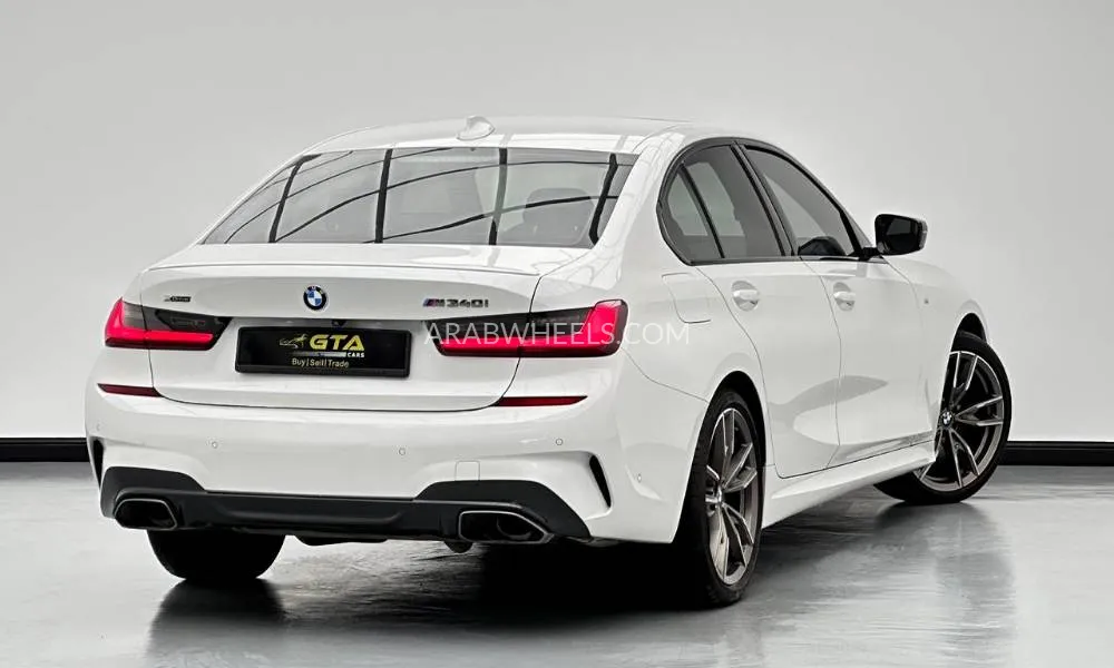 BMW 3 series 2021 for Sale in Dubai Image-4