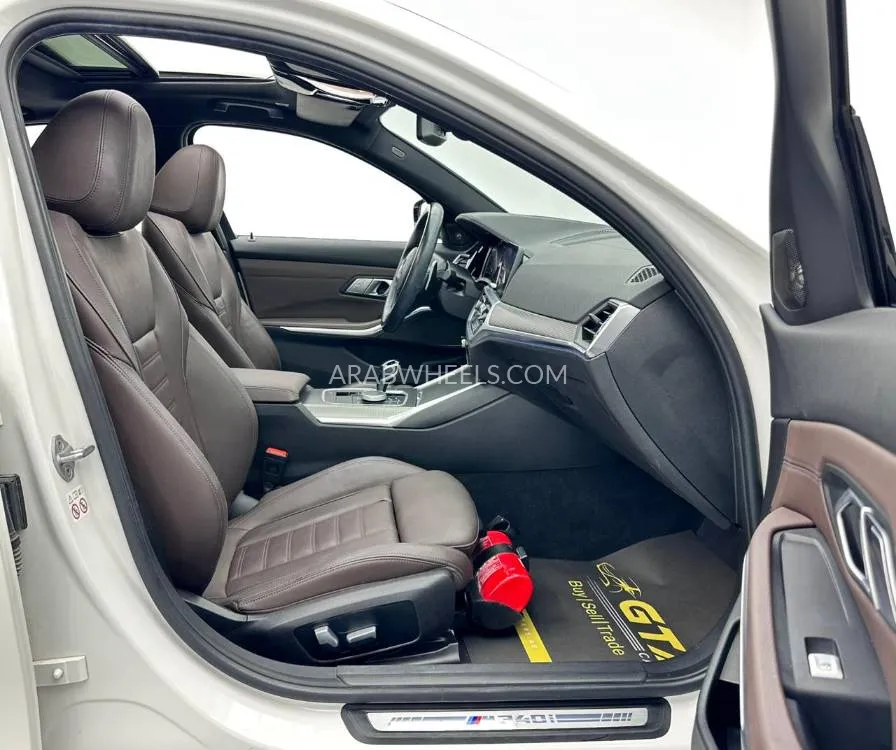 BMW 3 series 2021 for Sale in Dubai Image-17