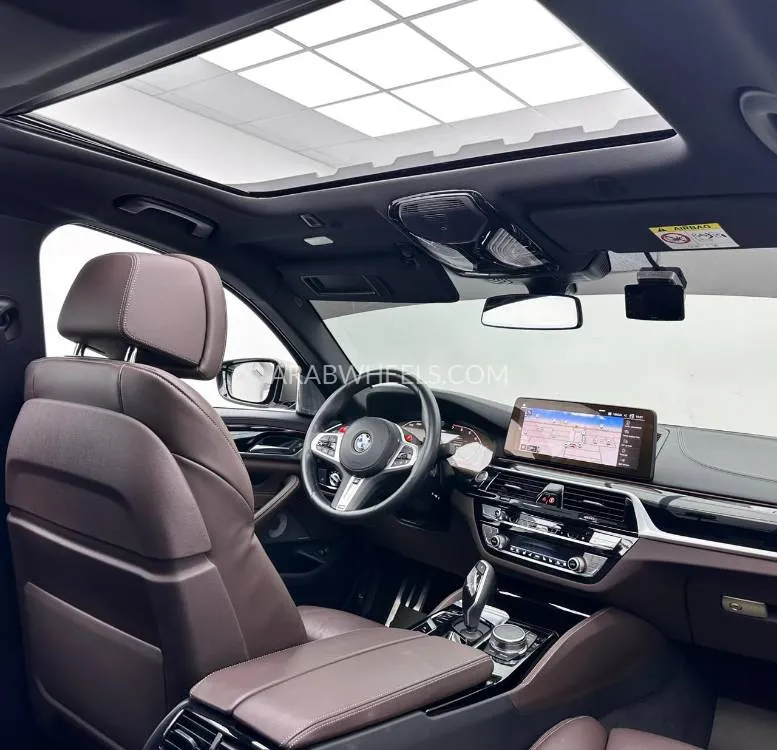 بي إم دبليو الفئة الخامسة 2023 for Sale in دبي Image-13