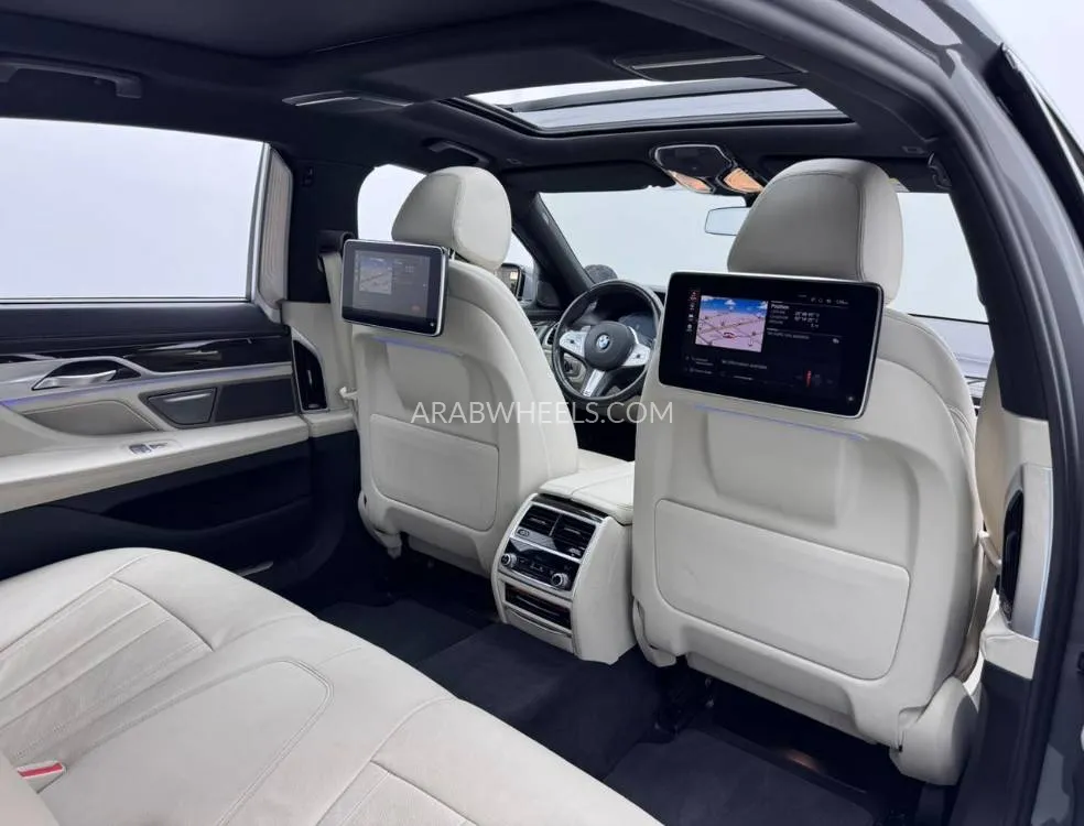 BMW 7 series 2022 for Sale in Dubai Image-14