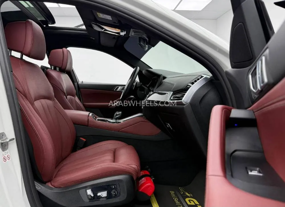 BMW X6 2022 for Sale in Dubai Image-9