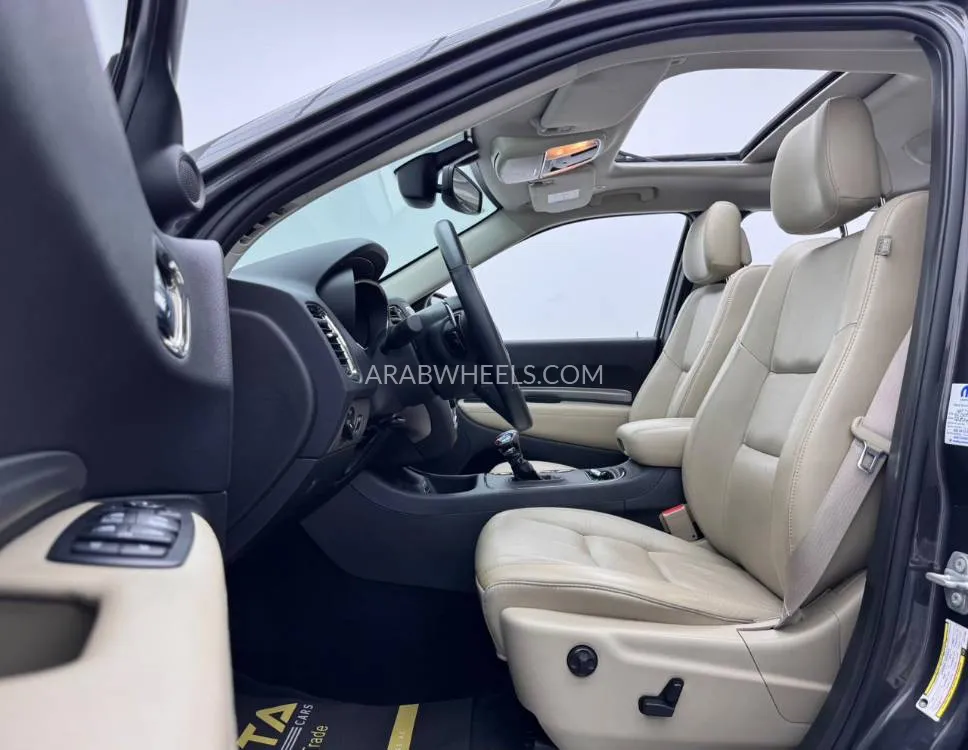 Dodge Durango 2018 for Sale in Dubai Image-11