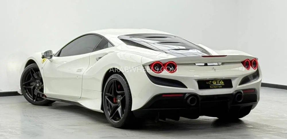 فيراري F8 تريبيوتو 2021 for Sale in دبي Image-4