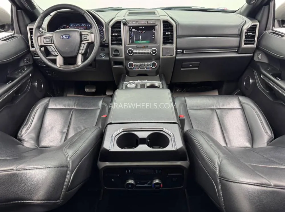 Ford Expedition 2019 for Sale in Dubai Image-7