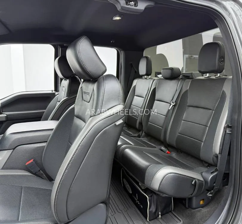 Ford F 150 2020 for Sale in Dubai Image-16