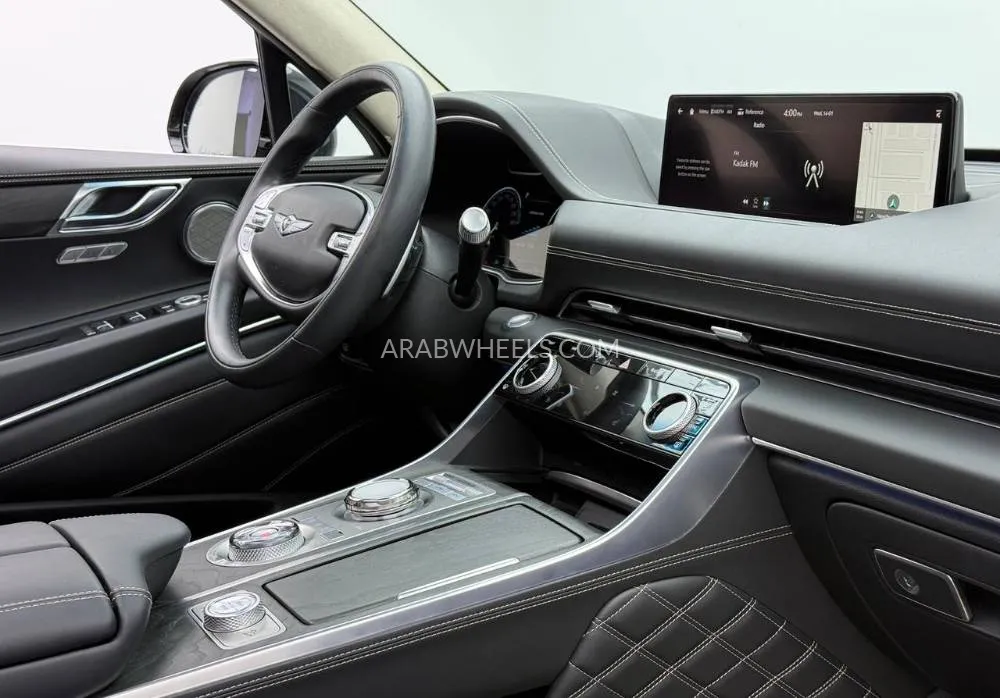 Genesis G90 2023 for Sale in Dubai Image-13