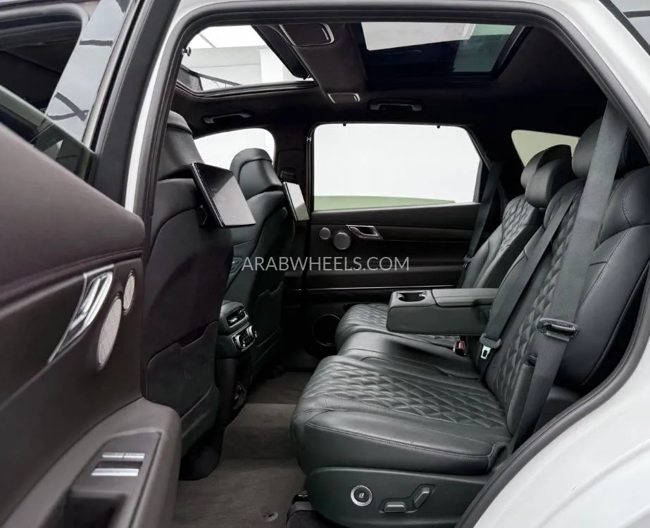 Genesis GV80 2023 for Sale in Dubai Image-17