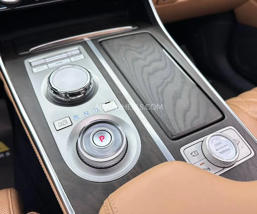 Genesis GV80 2023 for Sale in Dubai Image-15