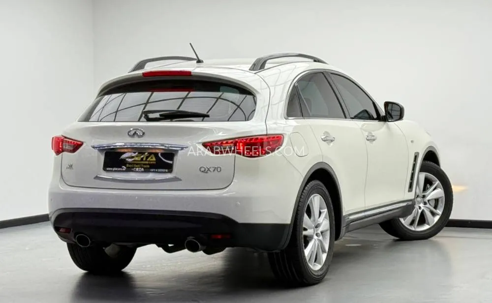 إنفينيتي QX70 2019 for Sale in دبي Image-4