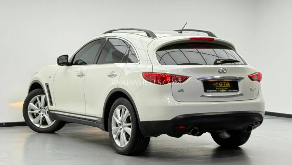 إنفينيتي QX70 2019 for Sale in دبي Image-6