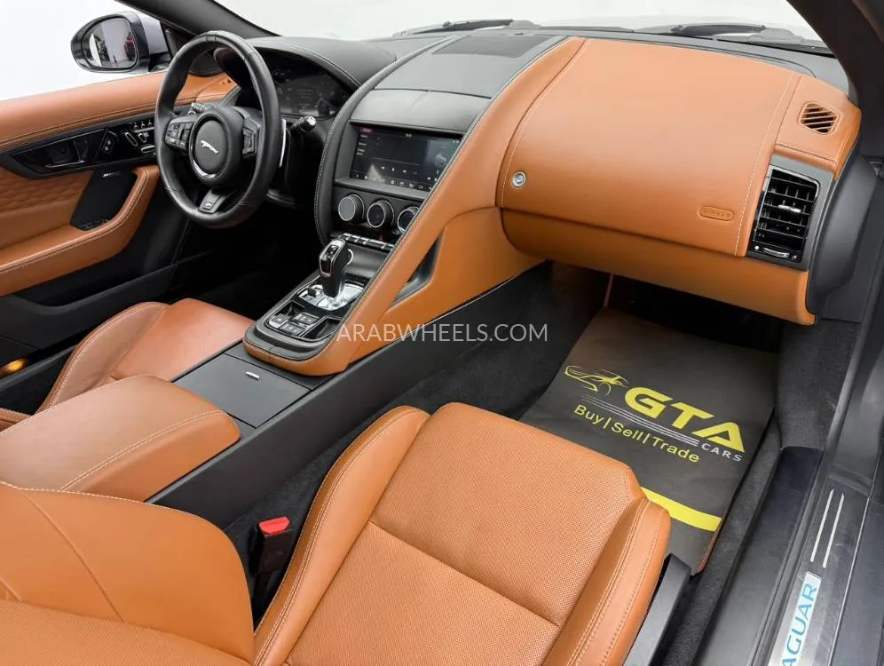 Jaguar F Type 2021 for Sale in Dubai Image-9