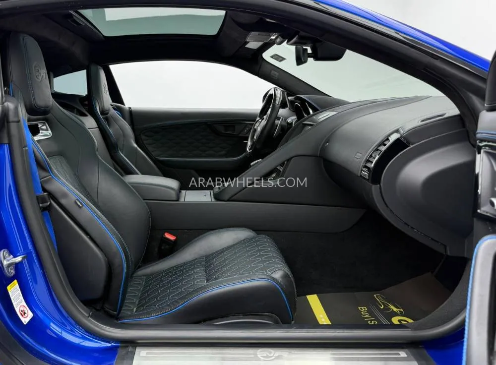 Jaguar F Type 2019 for Sale in Dubai Image-12