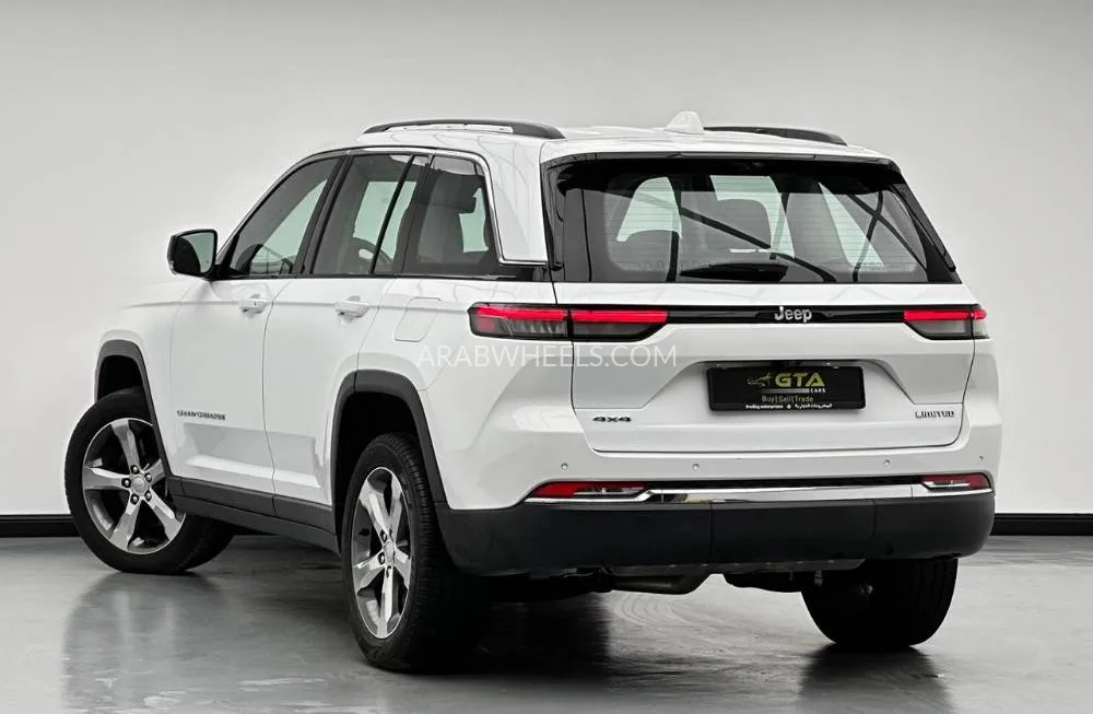 جيب شيروكي 2022 for Sale in دبي Image-6