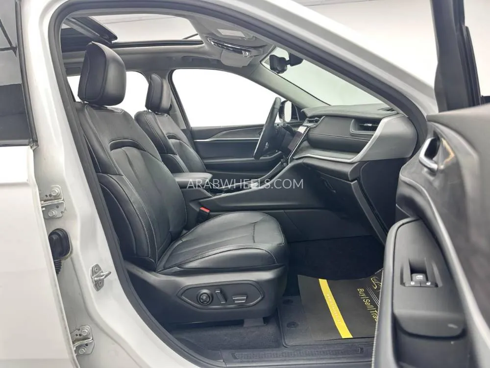 جيب شيروكي 2022 for Sale in دبي Image-17