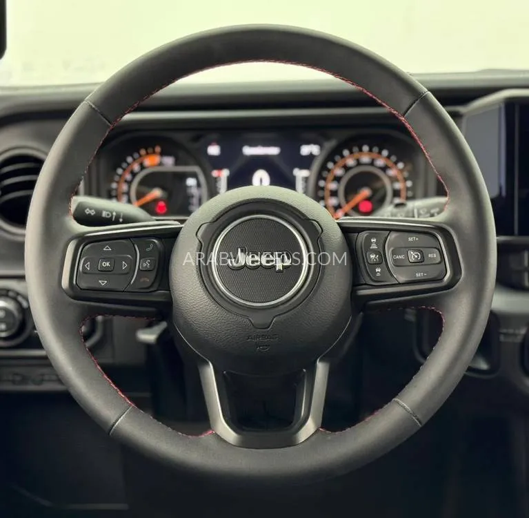 Jeep Wrangler 2024 for Sale in Dubai Image-11