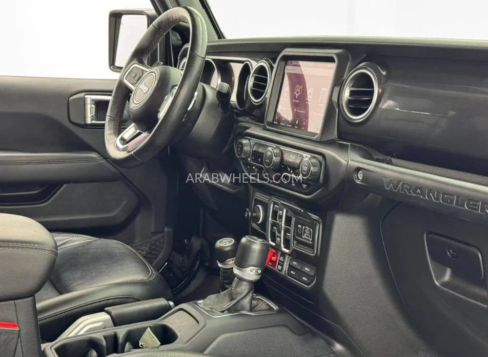 Jeep Wrangler 2023 for Sale in Dubai Image-16