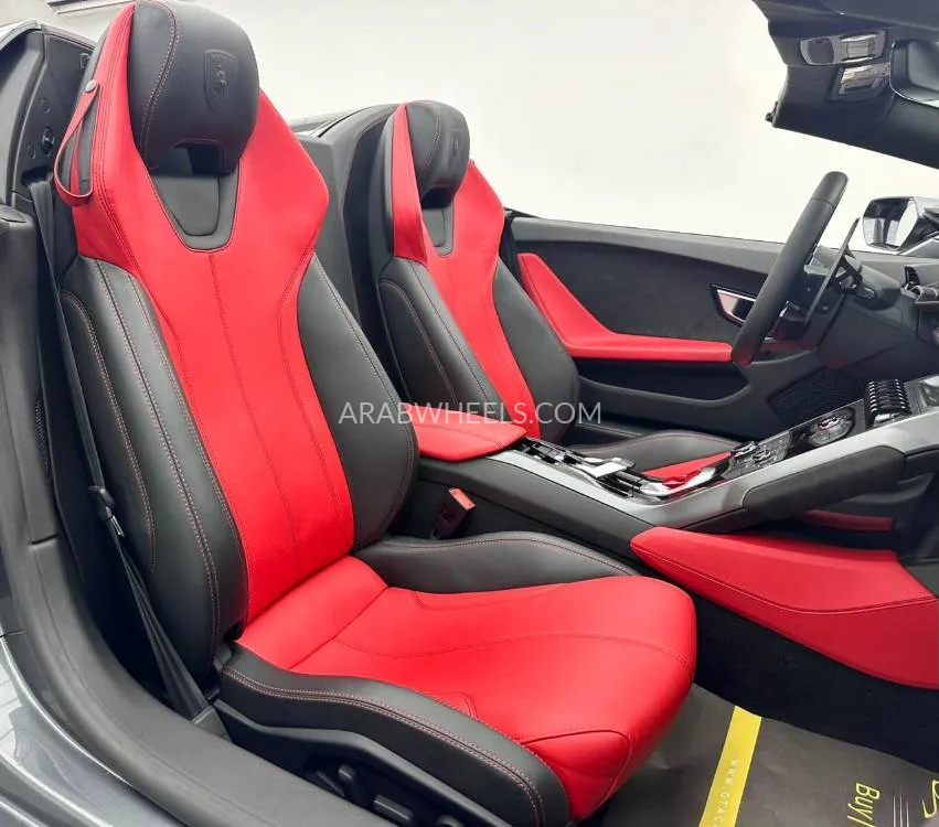Lamborghini Huracan 2018 for Sale in Dubai Image-20