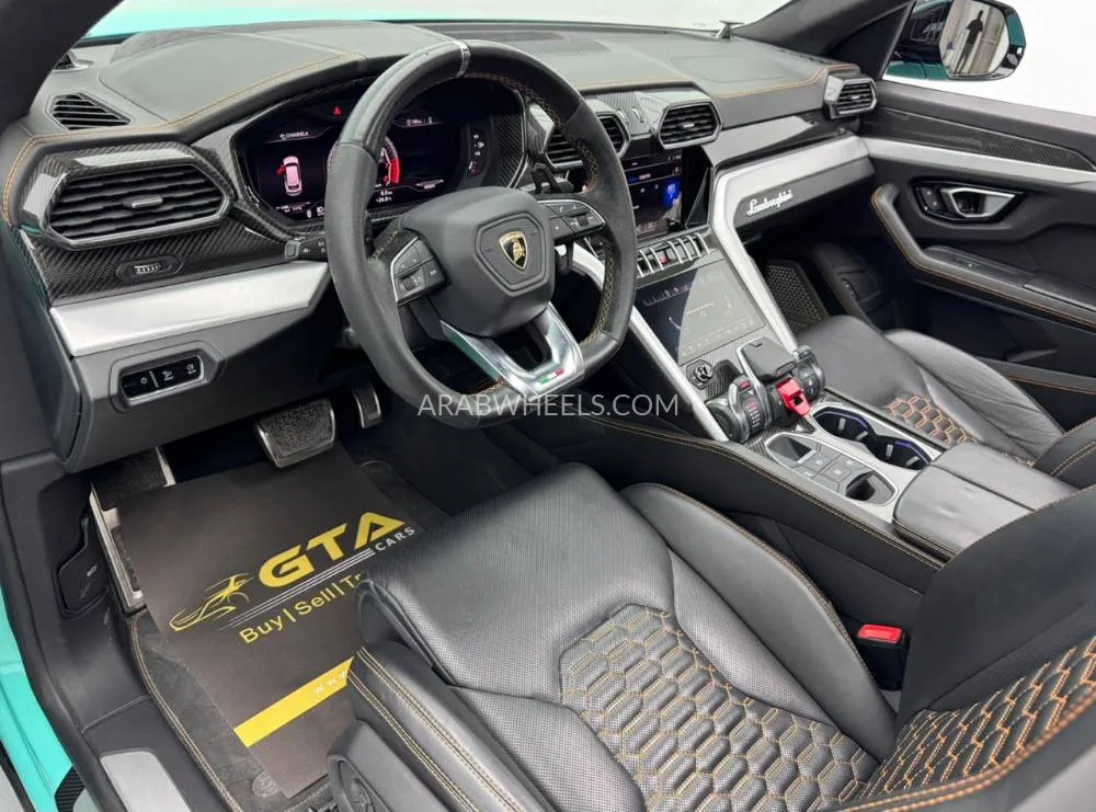 Lamborghini Urus 2020 for Sale in Dubai Image-18